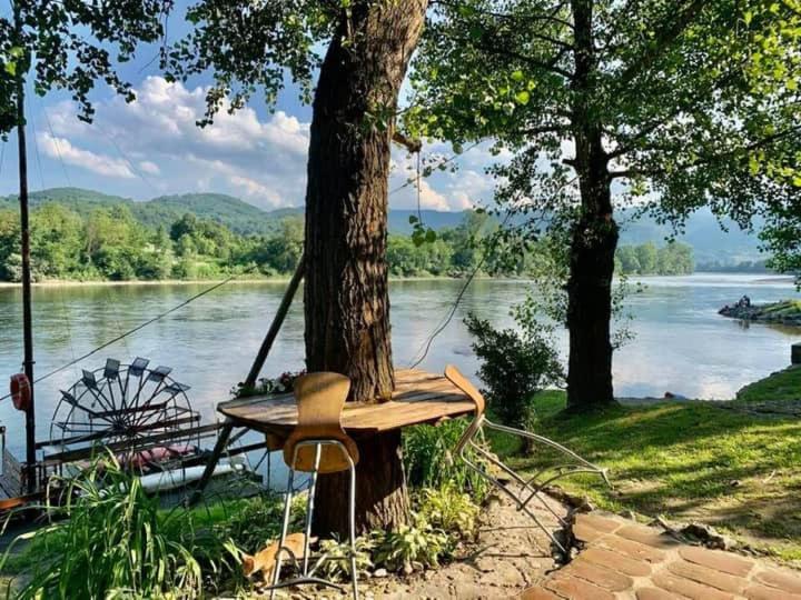 Apartman "Kapetana Luka" Ljubovija Extérieur photo